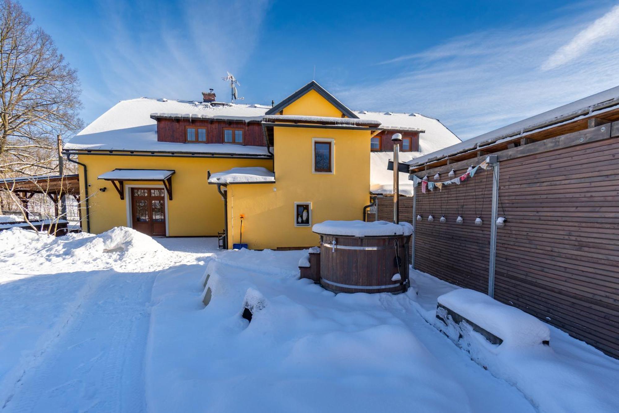 Rodinne Apartmany U Stastnych Черні Дул Екстер'єр фото